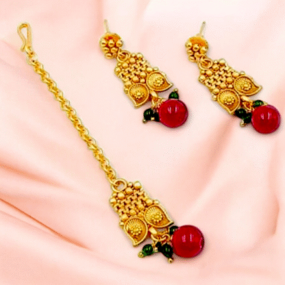 Ruby-Gold Earrings ? Radiant Elegance with a Timeless Touch
