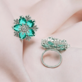 Green AD Ring, Sparkle with Royal Grace