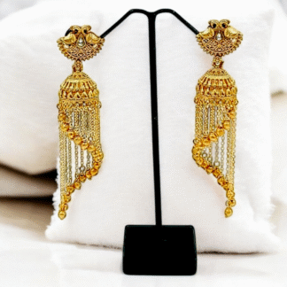 Golden Jhumkas ? Traditional Elegance with Timeless Charm