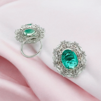 Green AD Ring, Elegant Sparkle with Comfort