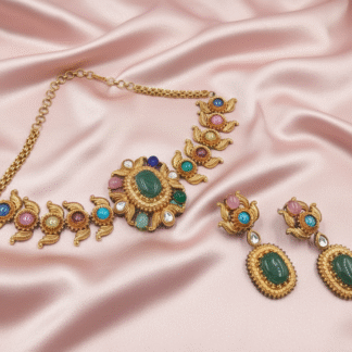 Vintage Emerald Multicolour Choker Set