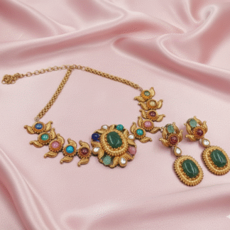 Vintage Emerald Royale Multicolour Choker Set