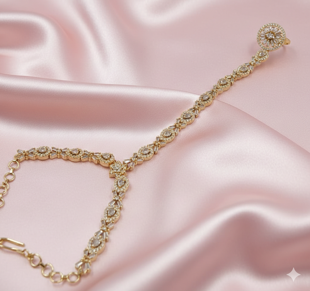 Silver Floral Majesty American Diamond Hathphool